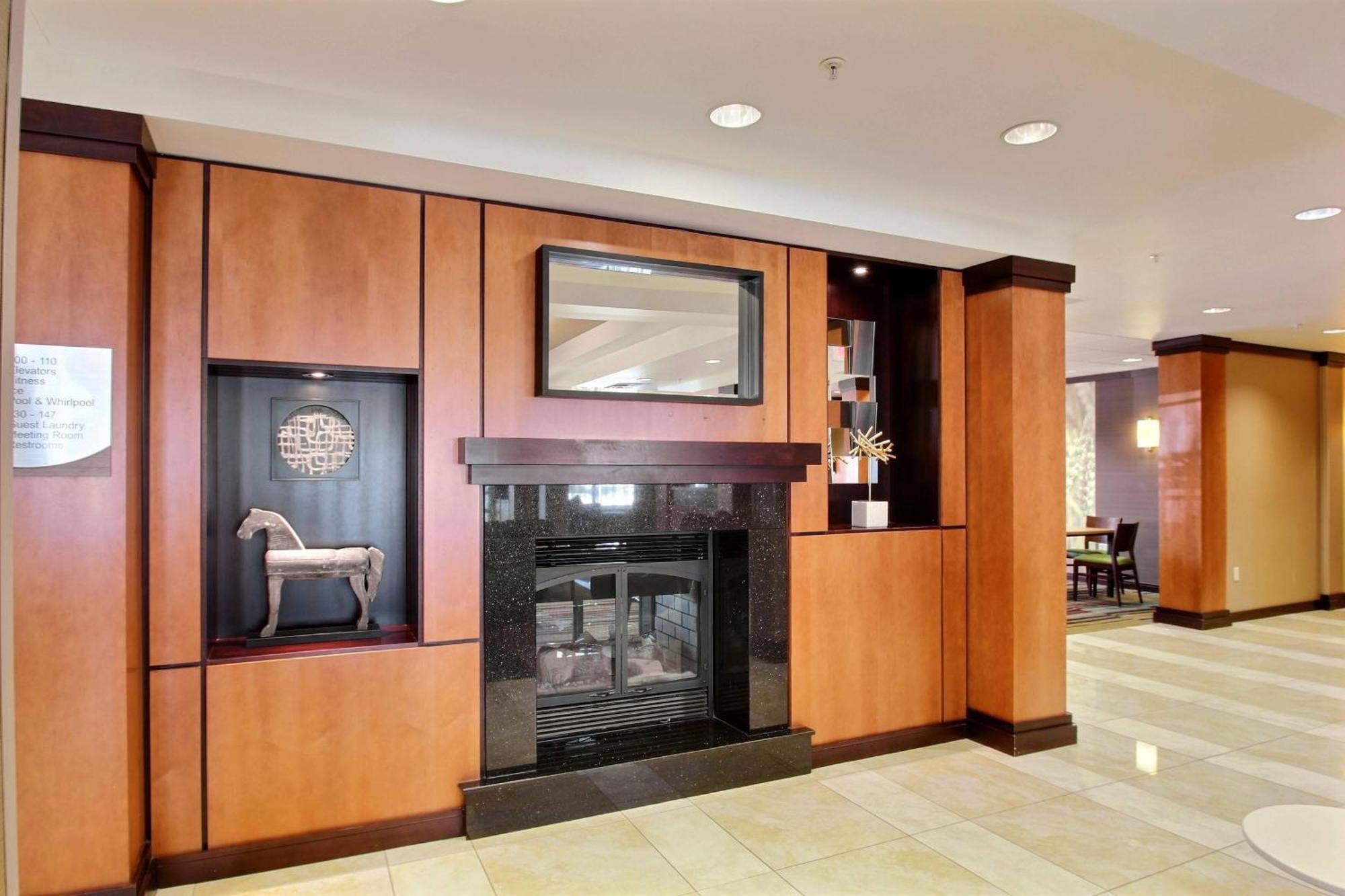 Fairfield Inn & Suites By Marriott Milwaukee Airport Оук Крийк Екстериор снимка